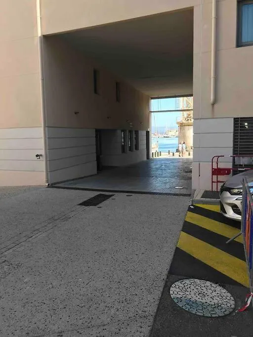 Studio Benvengudo Port La Ciotat - Appartement Et Parking France