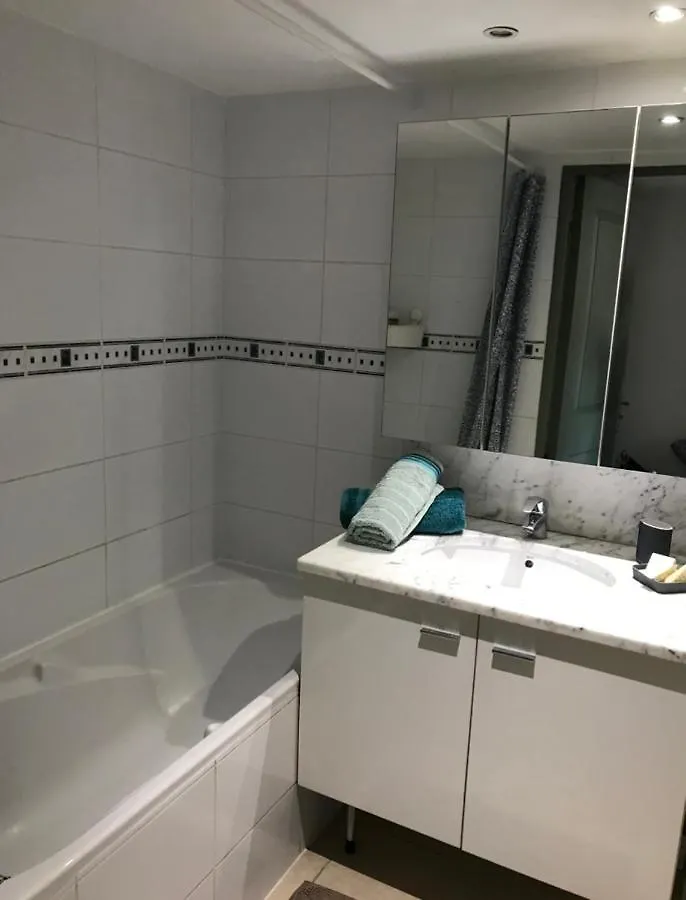 Studio Benvengudo Port La Ciotat - Appartement Et Parking Apartment
